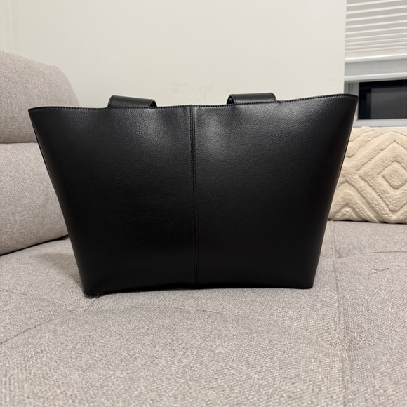 Freja Lafayette Tote Bag - Picture 10 of 16